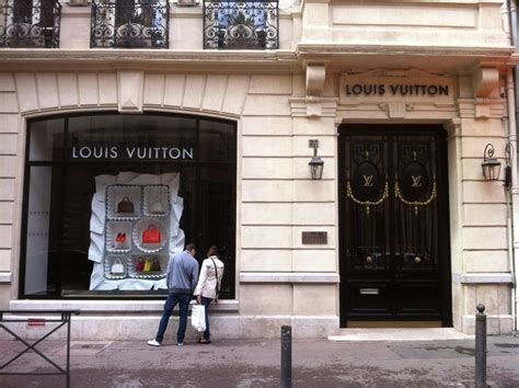 louis vuitton marseille photos|Louis Vuitton Marseille store, France.